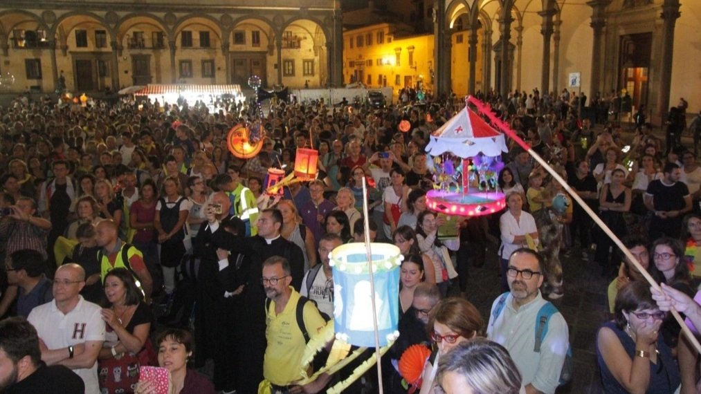 La festa della Rificolona in piazza Santissima Annunziata a Firenze (Foto di repertorio) La festa della Rificolona in piazza Santissima Annunziata a Firenze (Foto di repertorio)