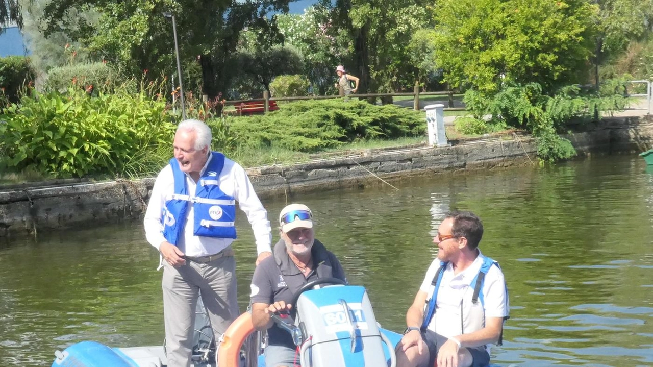 Il presidente della Regione Eugenio Giani ha fatto visita al Circolo Velico di Torre del Lago, e si è impegnato a trovare una mediazione col Festival Puccini