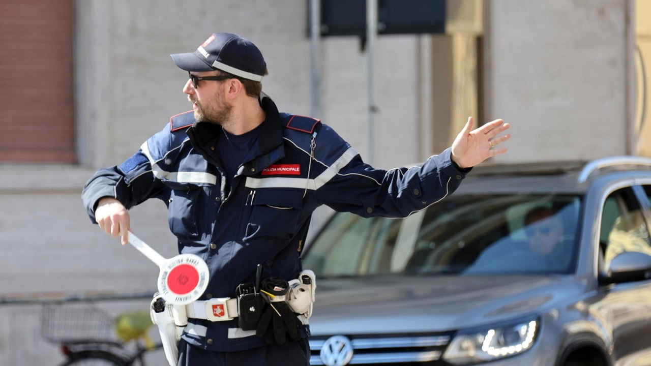 Primo maggio tra divieti e limitazioni al traffico e alla sosta