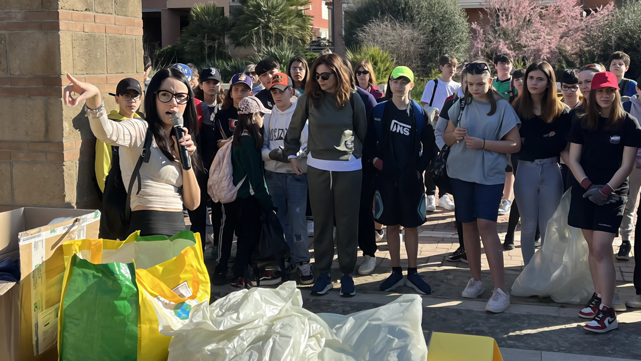 Ieri a Marina di Grosseto il tradizionale appuntamento di Legambiente insieme al Comune. Mazzarelli : "Siamo riusciti a cambiare il punto di vista sulla gestione dei rifiuti".