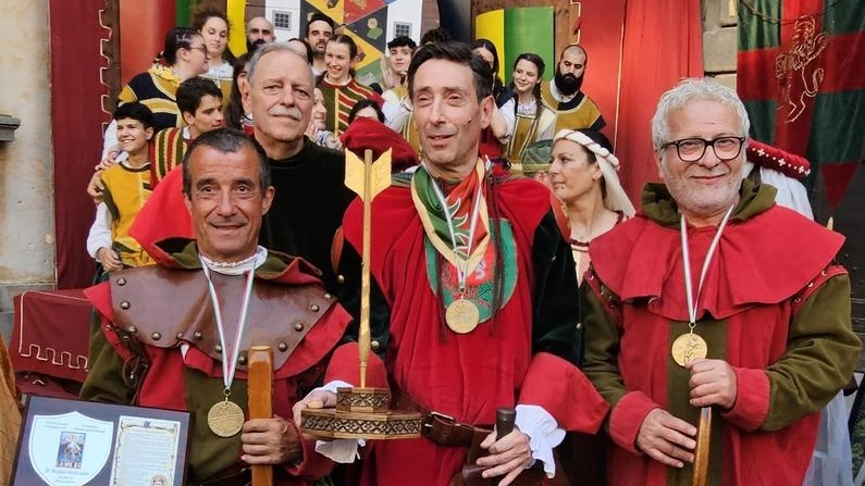 I balestrieri Maringola e Meattini con il maestro d’armi. Tattanelli I balestrieri Maringola e Meattini con il maestro d’armi. Tattanelli