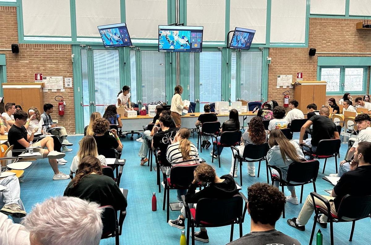 Corsa alle professioni sanitarie. Aperto il bando per l’ammissione Corsa alle professioni sanitarie. Aperto il bando per l’ammissione