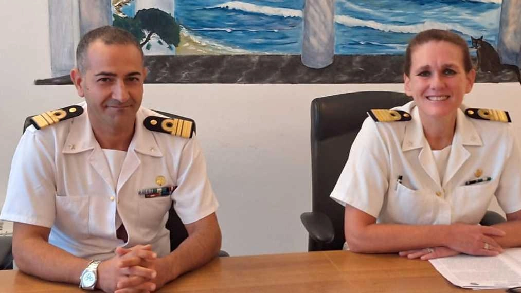Al suo posto il capitano di fregata Tommaso Pisino: "Continuerò l’attività avviata avendo come priorità mare, sicurezza e ambiente" Al suo posto il capitano di fregata Tommaso Pisino: "Continuerò l’attività avviata avendo come priorità mare, sicurezza e ambiente"