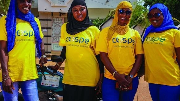 Operatrici Cospe che lavorano in Senegal