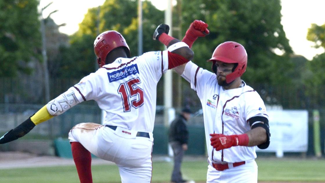 Bbc Grosseto domina San Marino 10 4 in gara uno di baseball Bbc Grosseto domina San Marino 10 4 in gara uno di baseball