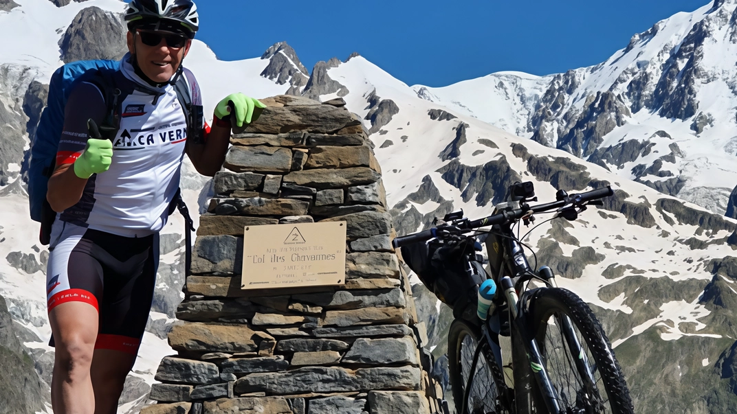 Dimitri Pierattini, il 56enne Lastrigiano che ha scalato le Alpi Dimitri Pierattini, il 56enne Lastrigiano che ha scalato le Alpi