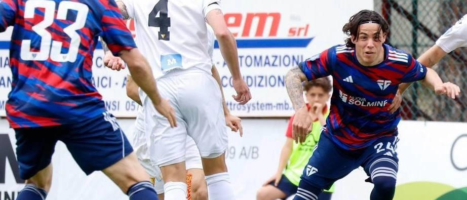 Follonica Gavorrano e Poggibonsi pareggiano 0-0: decisiva la sfida con Seravezza Pozzi