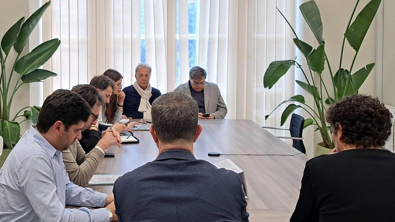 La commissione urbanistica ha licenziato il nuovo Piano Urbanistico dell’Arenile. Adesso previsto il passaggio in consiglio comunale