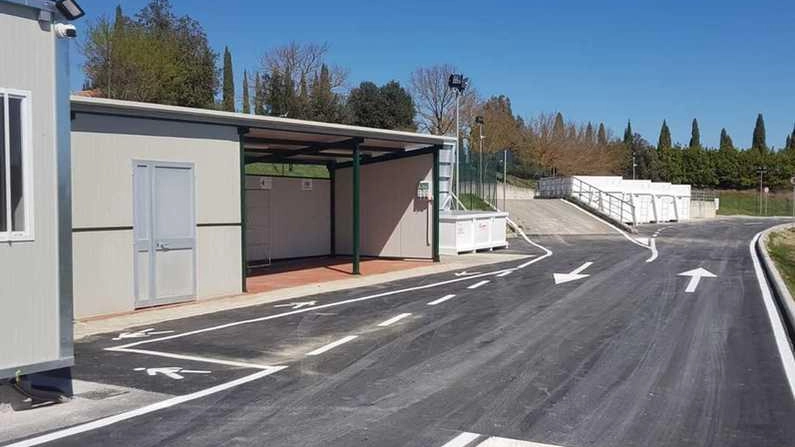 Oltre ai due centri di raccolta di Cornia e Pianella, i cittadini residenti a Castelnuovo posso utilizzare anche le strutture a servizio dei comuni del Chianti senese