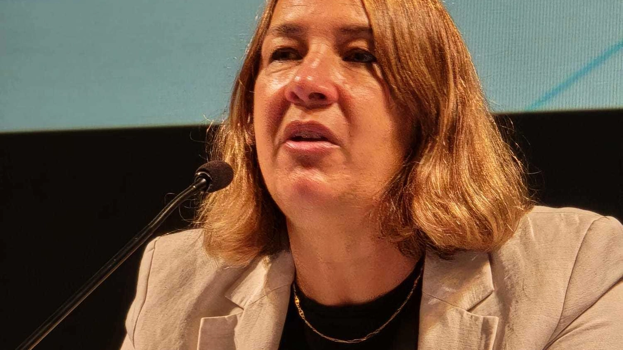 «Con Competenze, Cuore e Coraggio, le donne creeranno un mondo migliore» è la frase di Darya Majidi dedica a Montalcino