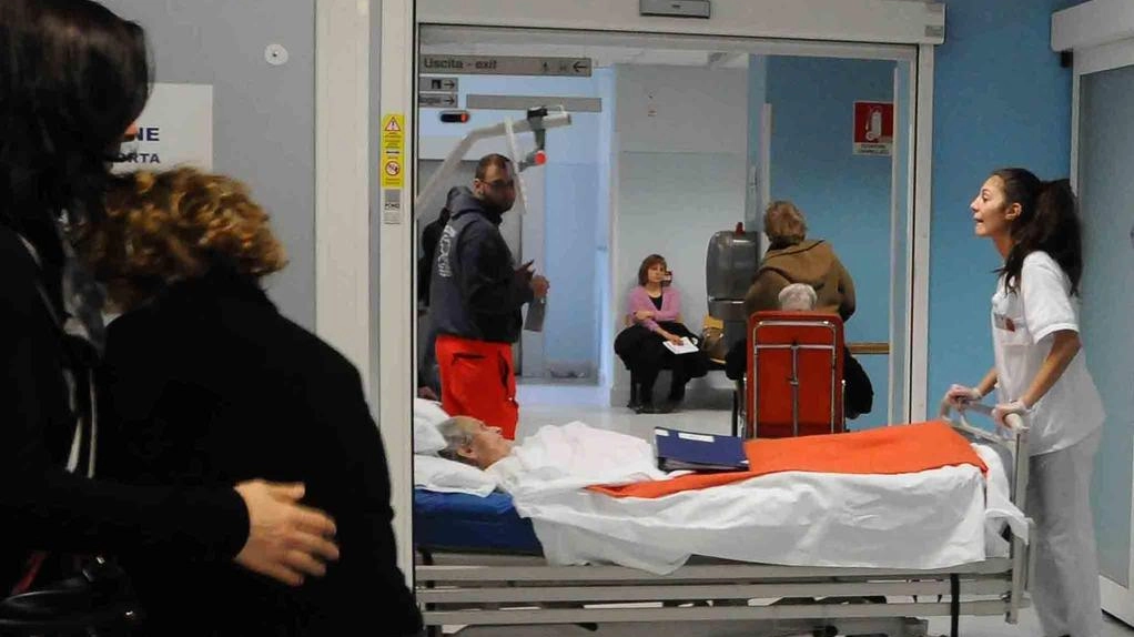 Lorenzina Mastroianni esprime gratitudine al personale medico e paramedico del reparto di ginecologia del Noa per l'esperienza positiva durante il suo intervento chirurgico, sottolineando l'umanità e la professionalità ricevute. Lorenzina Mastroianni esprime gratitudine al personale medico e paramedico del reparto di ginecologia del Noa per l'esperienza positiva durante il suo intervento chirurgico, sottolineando l'umanità e la professionalità ricevute.
