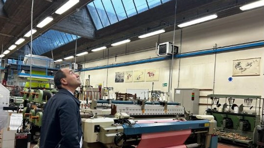 Uno dei laboratori dell’istituto Buzzi con problemi di infiltrazioni Uno dei laboratori dell’istituto Buzzi con problemi di infiltrazioni