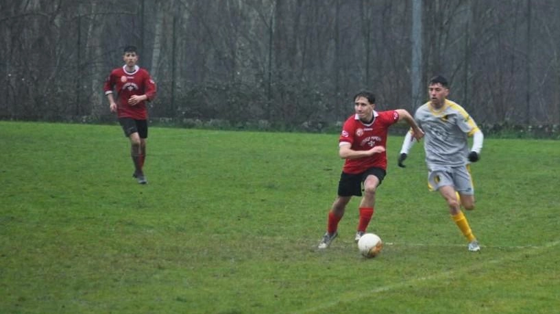 Giocatori dello Sciano (in rosso), 3° nel girone C di. A2 del campionato Uisp Empolese-Valdelsa