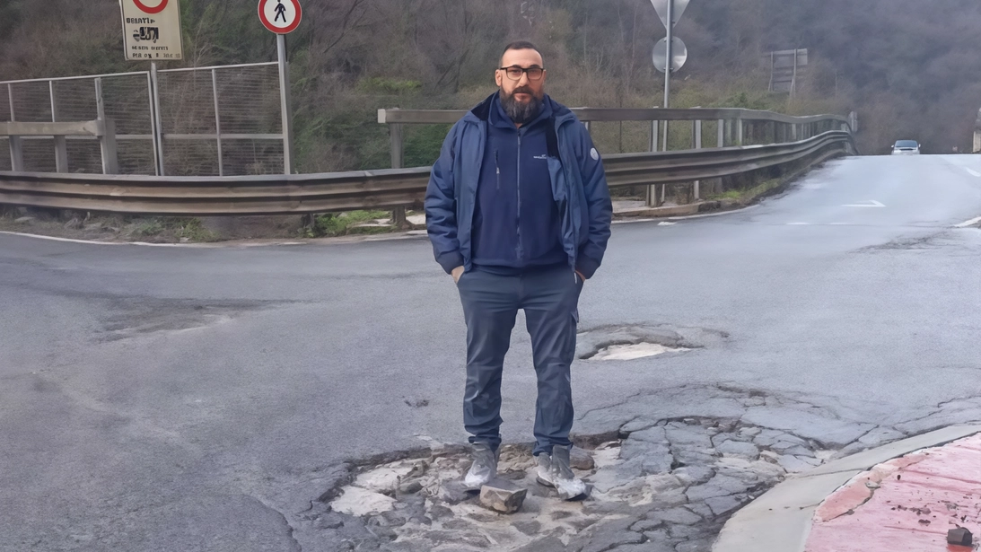 Buone notizie per i camionisti che ogni giorno combattono con le buche nell’asfalto: stanno per partire i lavori di manutenzione... Buone notizie per i camionisti che ogni giorno combattono con le buche nell’asfalto: stanno per partire i lavori di manutenzione...