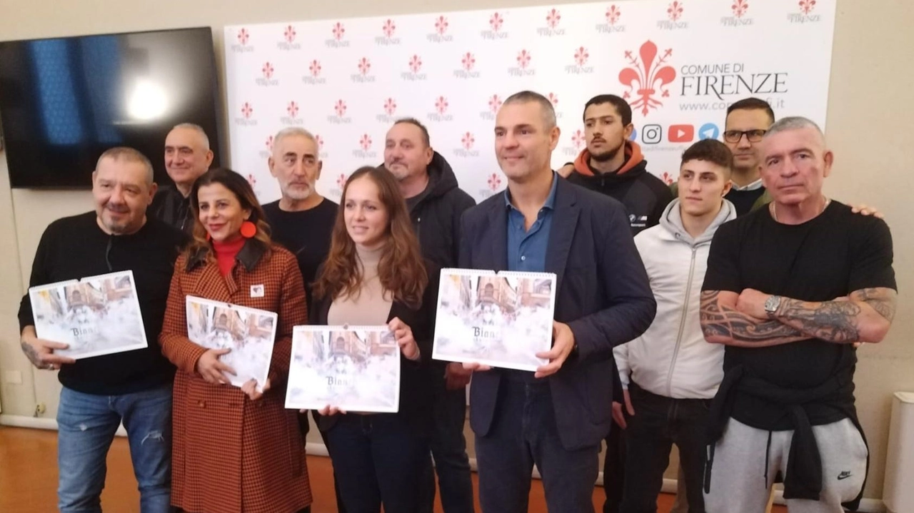 Presentato il calendario 2025 dei Bianchi di Santo Spirito con l'assessora Letizia Perini e il presidente Marino Vieri. Il ricavato devoluto all'associazione 'Resto io' per contrastare la violenza di genere. Disponibile alla palestra dei Bianchi. Presentato il calendario 2025 dei Bianchi di Santo Spirito con l'assessora Letizia Perini e il presidente Marino Vieri. Il ricavato devoluto all'associazione 'Resto io' per contrastare la violenza di genere. Disponibile alla palestra dei Bianchi.