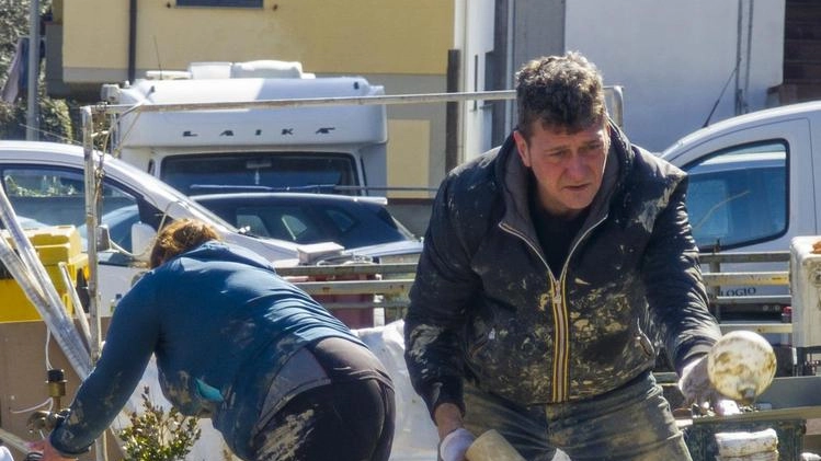 I danni dell’alluvione dello scorso marzo hanno messo in ginocchio aziende e famiglie I danni dell’alluvione dello scorso marzo hanno messo in ginocchio aziende e famiglie