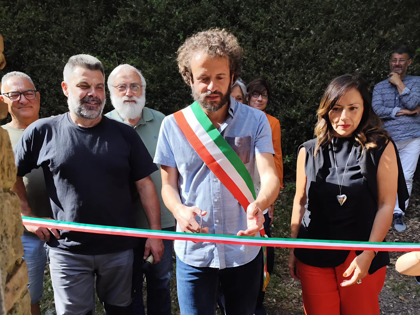 Inaugurato dal sindaco lo spazio del Romitorio di San Bartolomeo a Cune Inaugurato dal sindaco lo spazio del Romitorio di San Bartolomeo a Cune