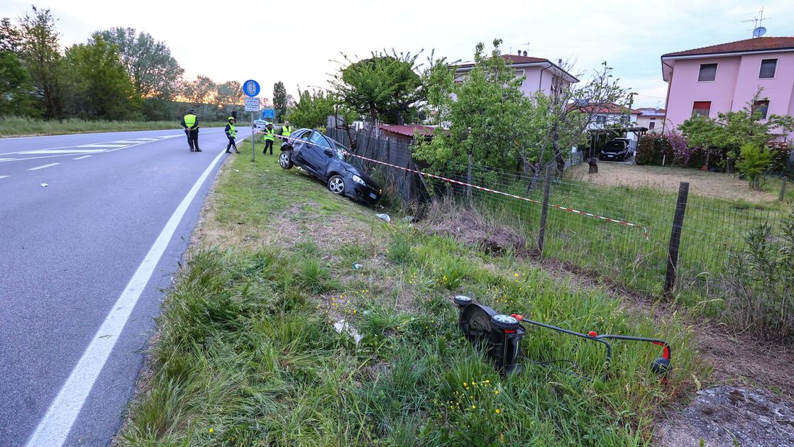 investito dall auto impazzita è morto il 58enne travolto a fucecchio
