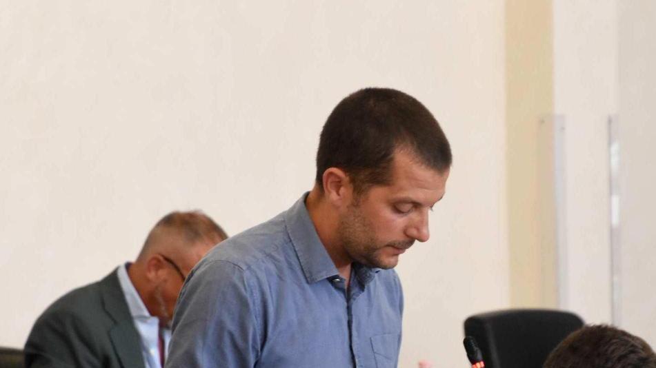 "Lavoro fatto con poca comunicazione" "Lavoro fatto con poca comunicazione"