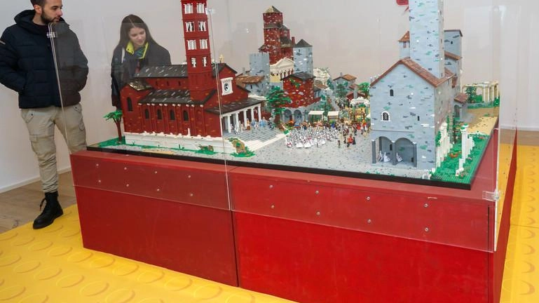 L’arte, un mattoncino dopo l’altro ’I Love Lego’ incanta la Fondazione