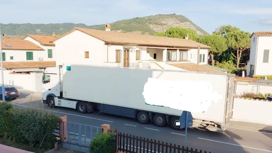 Nuovo intervento del Comitato: "Vogliamo una Ztl per i mezzi pesanti" Nuovo intervento del Comitato: "Vogliamo una Ztl per i mezzi pesanti"