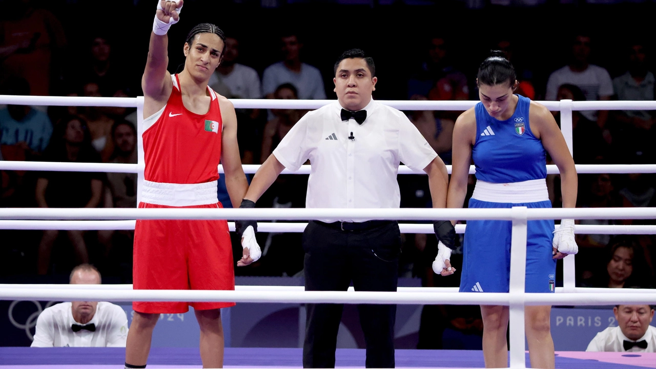 La pugile Imane Khelif si prende una pausa dopo le polemiche sul ring. L’agente: “Ha lasciato la boxe”