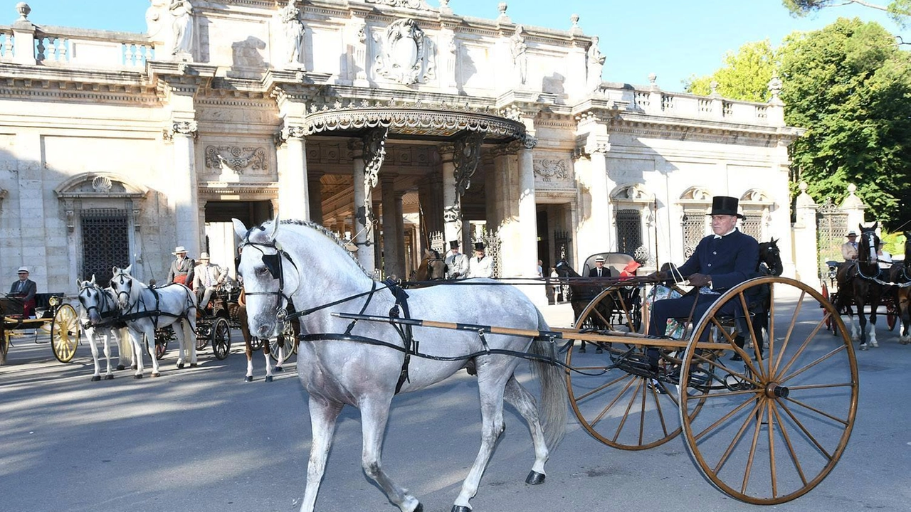 «Incanto Liberty»: domani la sfilata delle undici carrozze d’epoca «Incanto Liberty»: domani la sfilata delle undici carrozze d’epoca