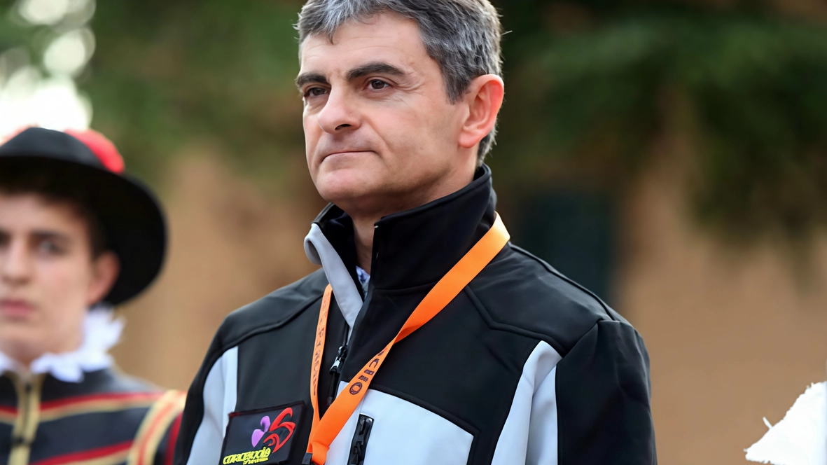 Rinnovamento e continuità al Carnevale di Sant’Eraclio di Foligno: confermato Fabio Bonifazi alla guida dell'associazione, con nuove nomine nel direttivo. Rinnovamento e continuità al Carnevale di Sant’Eraclio di Foligno: confermato Fabio Bonifazi alla guida dell'associazione, con nuove nomine nel direttivo.
