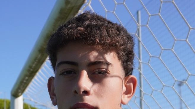 L'infortunio di Domiziano Tirelli costringe la Robur Siena ad acquistare il portiere Niccolò Stacchiotti. Il giovane estremo difensore, ex Gubbio, sostituirà Tirelli per un periodo di 1-3 mesi. Andrea Giusti giocherà contro la Flaminia Civita Castellana.