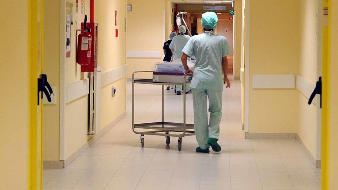 Ortopedia al collasso. “Serve piano straordinario. Più posti letto e personale”