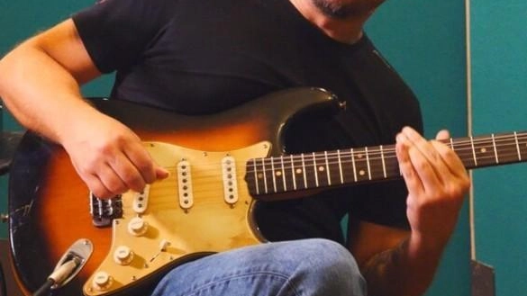C’è «Blues For Pino» in Fortezza I classici di Daniele coi suoi musicisti Domani sera alle 21,30 appuntamento con il concerto da un’idea di Osvaldo Di Dio C’è «Blues For Pino» in Fortezza I classici di Daniele coi suoi musicisti Domani sera alle 21,30 appuntamento con il concerto da un’idea di Osvaldo Di Dio