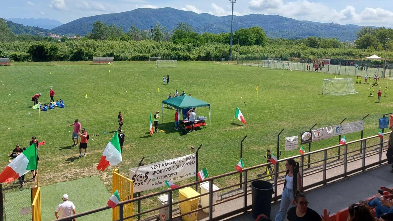Il complesso sportivo intitolato a Cipriano Incerti, in località Giarizzo a Ceparana. Il Comune ha approvato il nuovo bando per la gestione della struttura