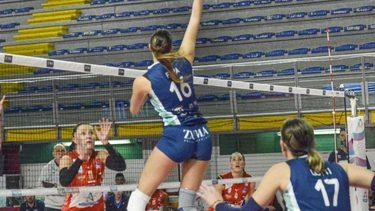La Fgl-Zuma Pallavolo Castelfranco rinuncia alla categoria A2. Da alcune settimane circolava questa notizia confermata ieri da un comunicato ufficiale... La Fgl-Zuma Pallavolo Castelfranco rinuncia alla categoria A2. Da alcune settimane circolava questa notizia confermata ieri da un comunicato ufficiale...