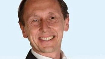 Il rappresentante di Rifondazione Comunista ha ricostruito l’acceso consiglio comunale "Non voglio ridimensionare l’accaduto, ho sbagliato e sono pronto a incontrare Oscar" . Il rappresentante di Rifondazione Comunista ha ricostruito l’acceso consiglio comunale "Non voglio ridimensionare l’accaduto, ho sbagliato e sono pronto a incontrare Oscar" .