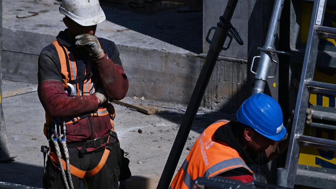 Impianto maxi batterie: "Prime opere di cantiere" Impianto maxi batterie: "Prime opere di cantiere"