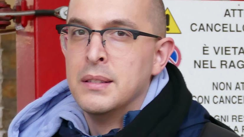 La vicenda ruota attorno a tre casi di glioblastoma di IV grado tra gli ex pompieri Mario Marraghini, Maurizio Ponti... La vicenda ruota attorno a tre casi di glioblastoma di IV grado tra gli ex pompieri Mario Marraghini, Maurizio Ponti...