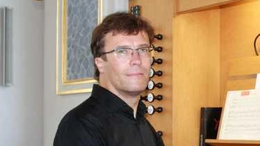 L’organista belga Jean-Luc Thellin L’organista belga Jean-Luc Thellin