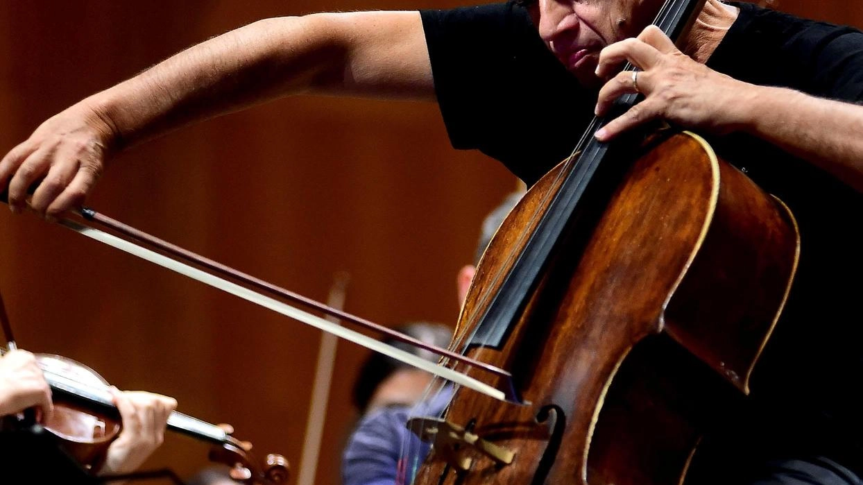 Decima edizione per il Festival che si apre il 3 marzo con Francesca Fagnani. Prime assolute, ospiti mondiali e tante novità Decima edizione per il Festival che si apre il 3 marzo con Francesca Fagnani. Prime assolute, ospiti mondiali e tante novità