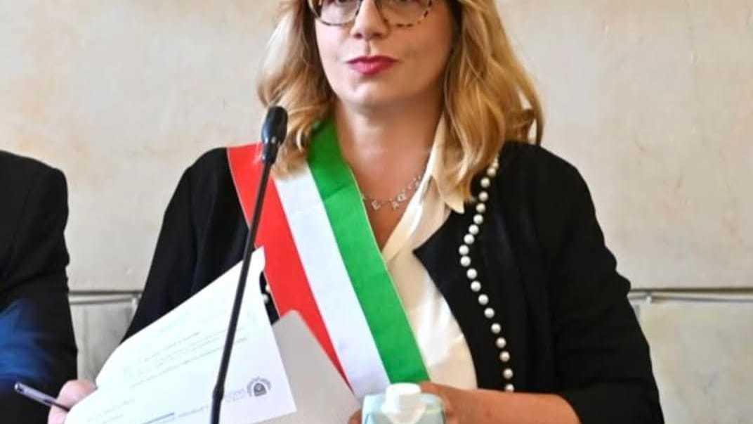 il gonfalone di sarzana vergognosa assenza 