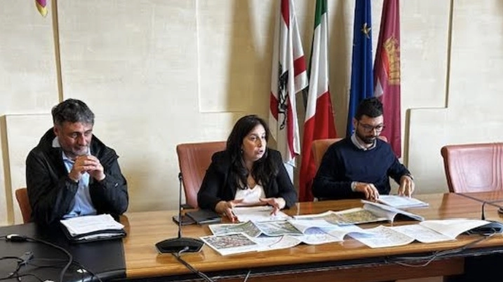 Presentazione dei lavori Presentazione dei lavori