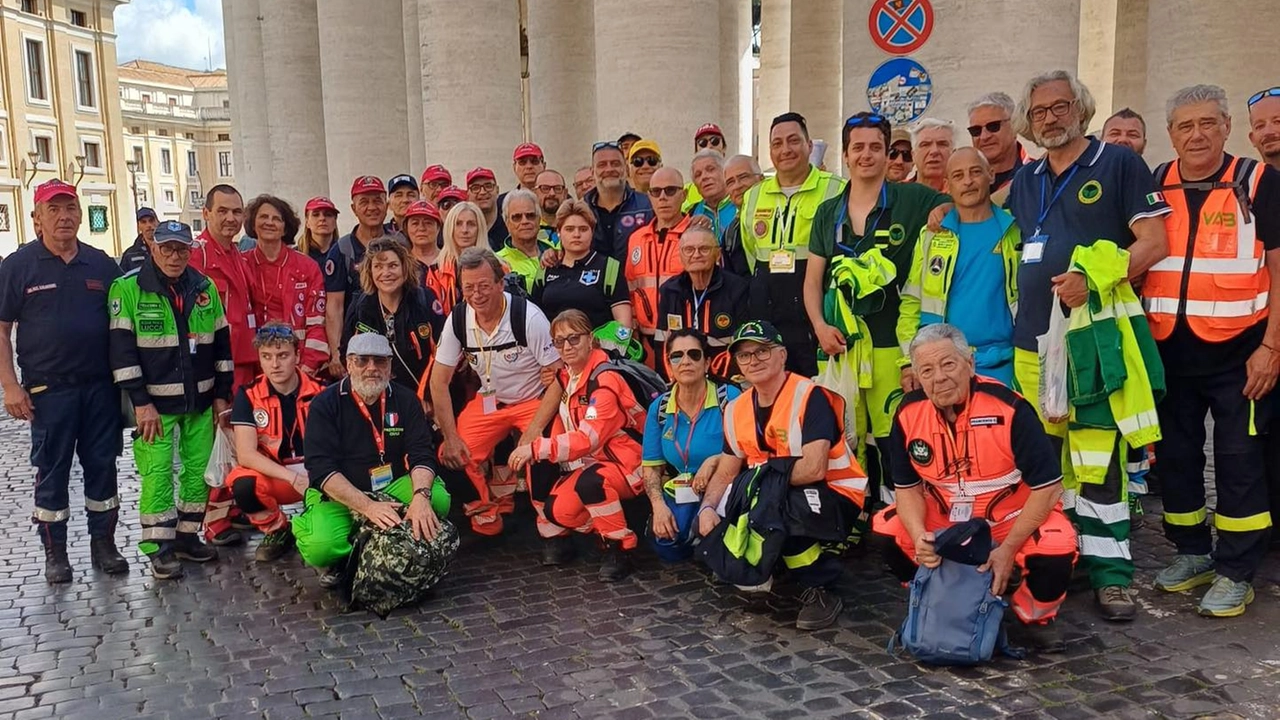 La Toscana in piazza San Pietro, i funerali del Papa. “Ha segnato la storia dell’umanità”