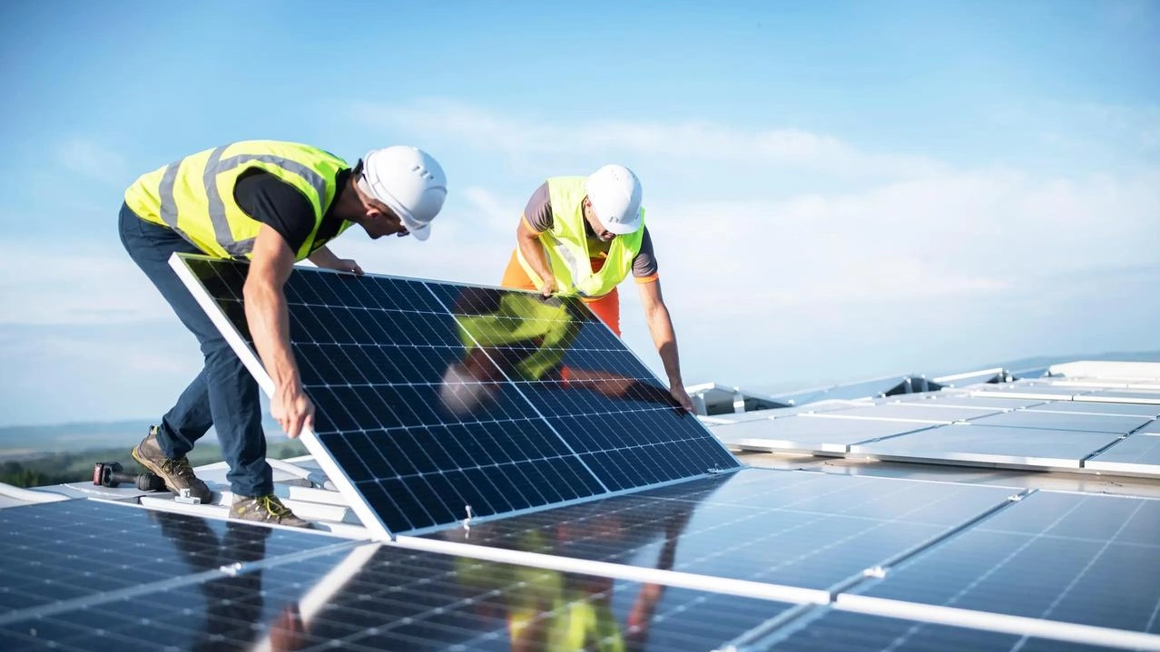 Un’opportunità dal Pnrr per le aziende agricole che vogliono puntare all’energia autoprodotta Un’opportunità dal Pnrr per le aziende agricole che vogliono puntare all’energia autoprodotta