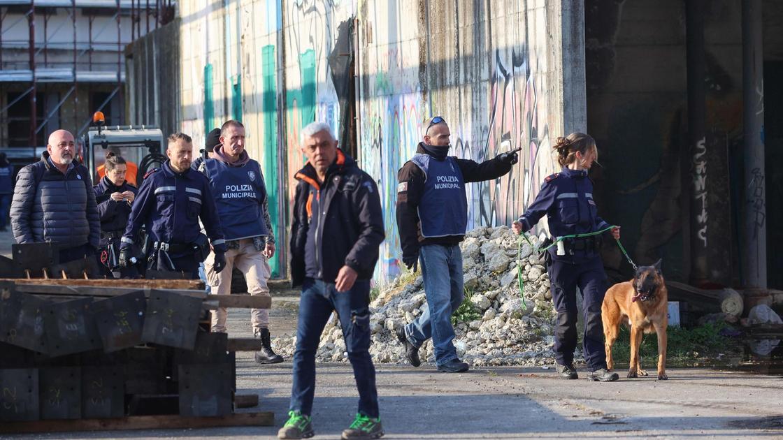 Lavori all’ex Meccanotessile. Guerra tra Comune e ditta Lavori all’ex Meccanotessile. Guerra tra Comune e ditta