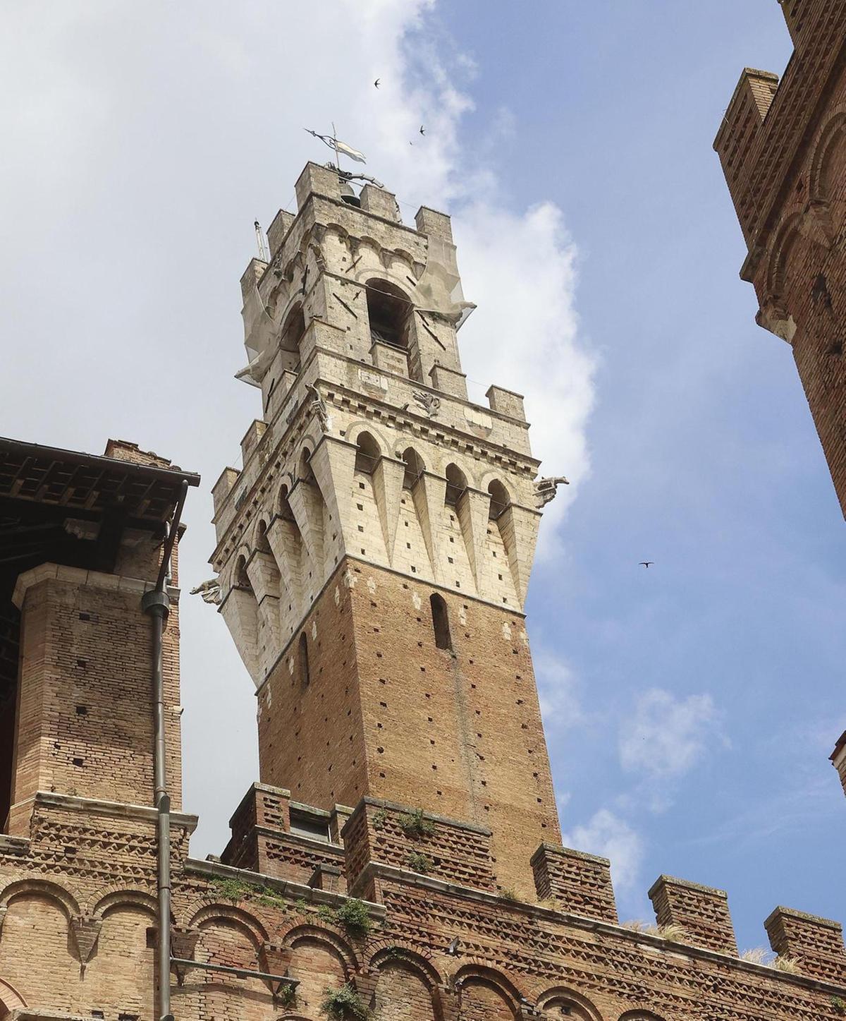 Torre del Mangia, 700 anni fa per la cronaca del tempo l’inizio della costruzione