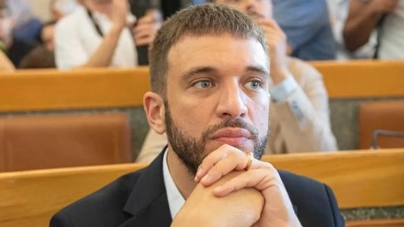 Unire generazioni diverse per combattere la solitudine degli anziani e arricchire il percorso educativo dei più piccoli: è questo... Unire generazioni diverse per combattere la solitudine degli anziani e arricchire il percorso educativo dei più piccoli: è questo...