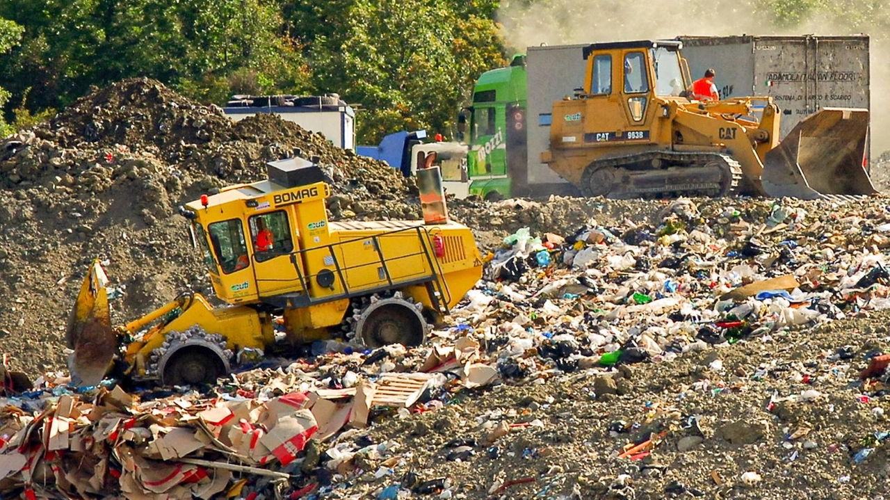 La discarica ’Il Pago’ a Firenzuola che presto verrà chiusa definitivamente La discarica ’Il Pago’ a Firenzuola che presto verrà chiusa definitivamente