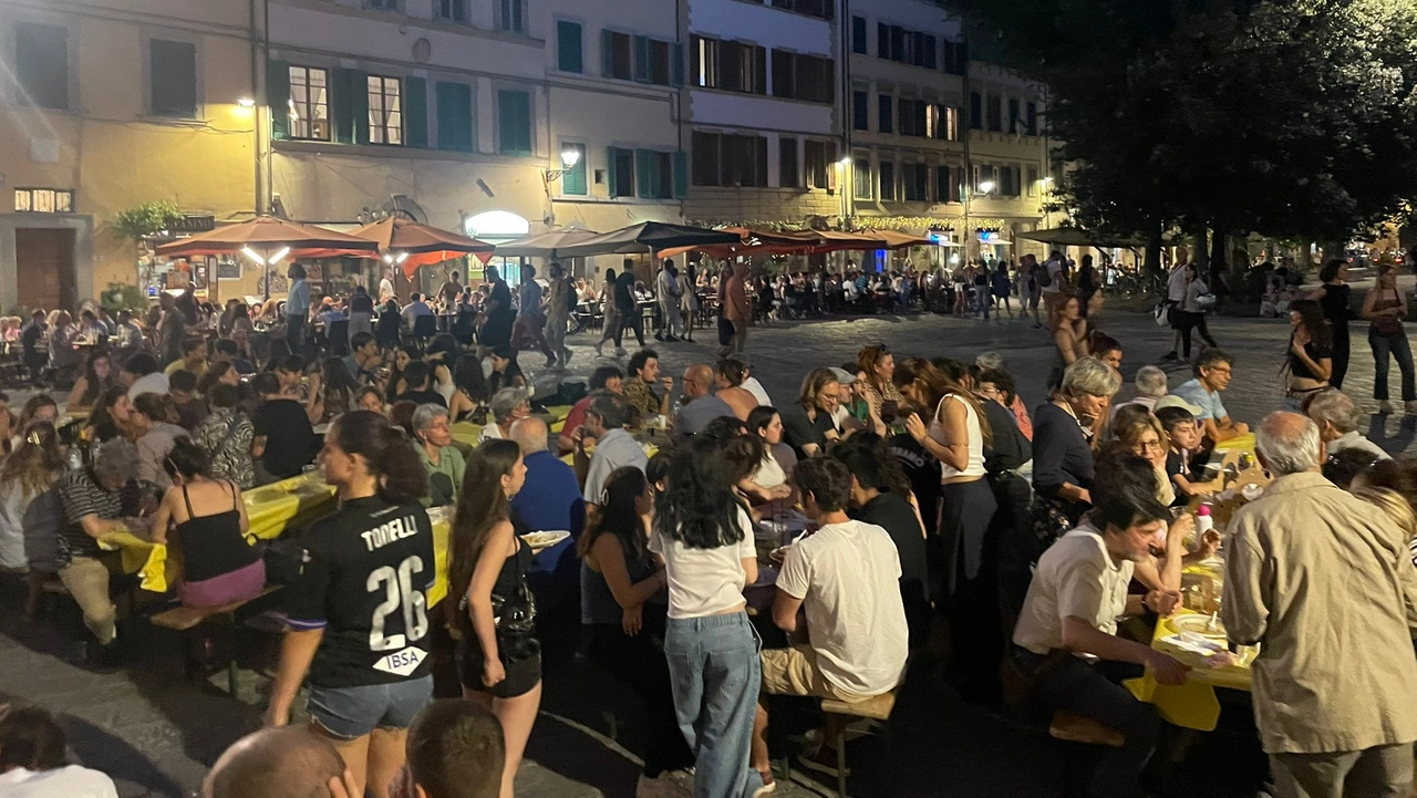La cena degli studenti La cena degli studenti