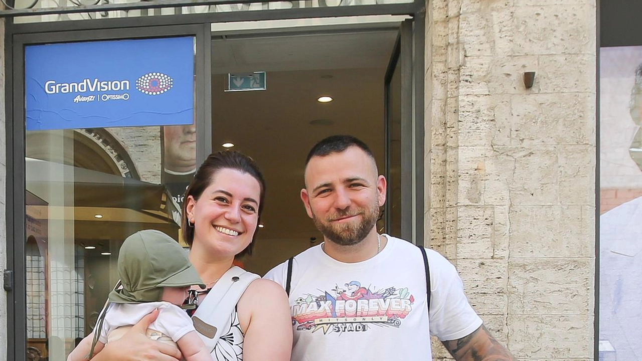 Piace anche ai perugini l’ordinanza del sindaco di Terni che obbliga i proprietari di Fido a ripulire la pipì dei loro animali. "Salvaguardare la città". Piace anche ai perugini l’ordinanza del sindaco di Terni che obbliga i proprietari di Fido a ripulire la pipì dei loro animali. "Salvaguardare la città".