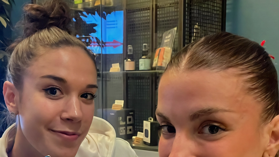 Le bisontine Alice Tanase e Rachele Morello con l’oro vinto alle Universiadi 2025 Le bisontine Alice Tanase e Rachele Morello con l’oro vinto alle Universiadi 2025