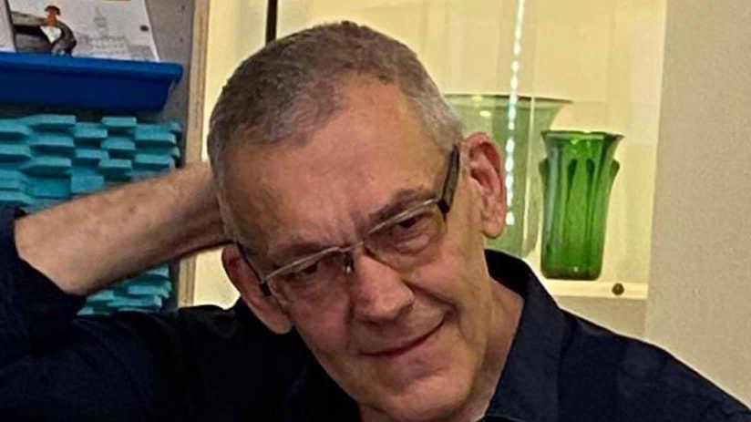 Affrontare l’Alzheimer. Ripensare l’esistenza della persona affetta e di chi le sta vicino Affrontare l’Alzheimer. Ripensare l’esistenza della persona affetta e di chi le sta vicino